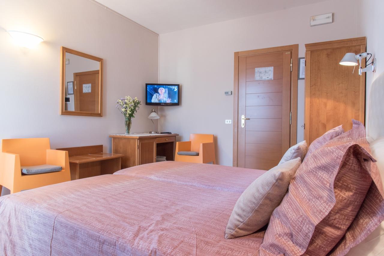 Hotel Antica Stallera Cannobio Kültér fotó